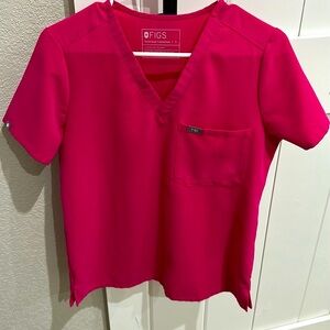 FIGS Catarina top - Shocking Pink